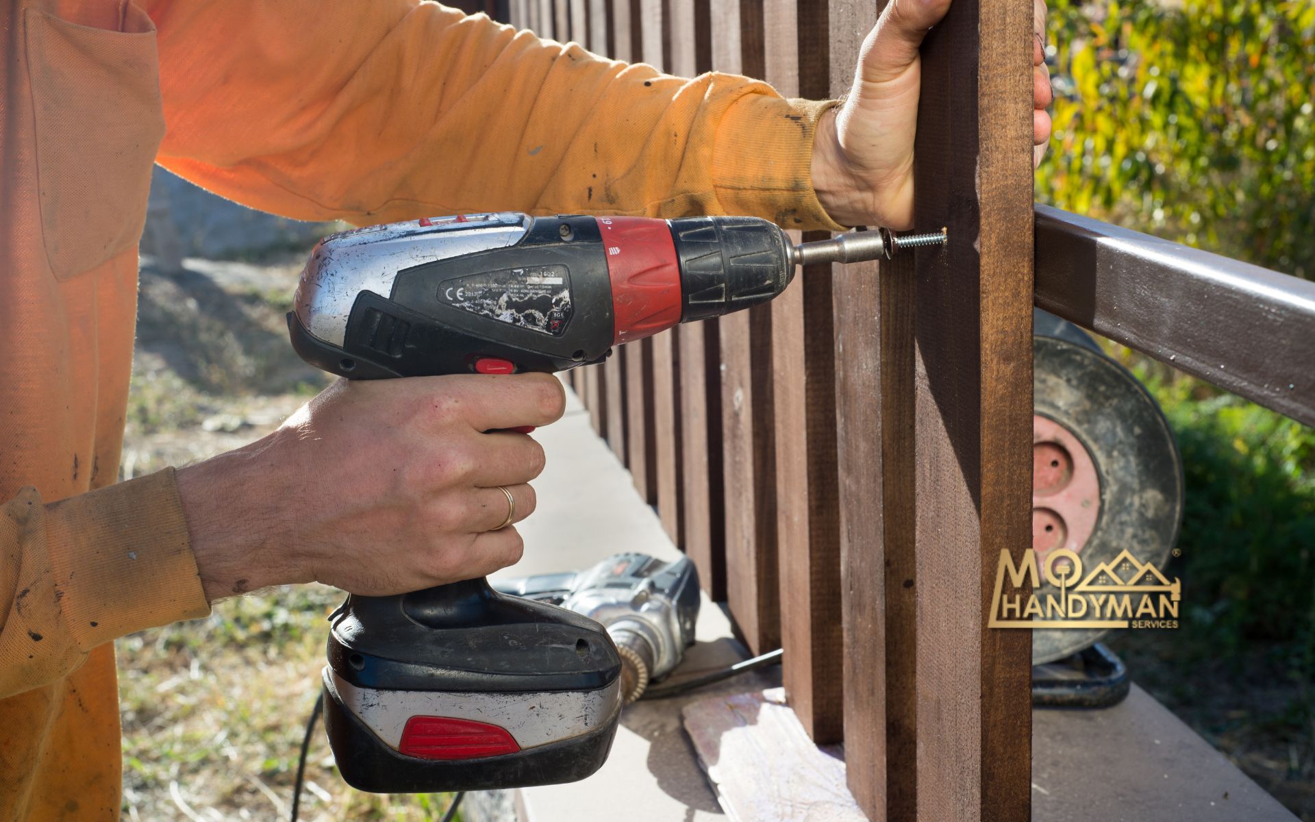 Repairing wooden fence