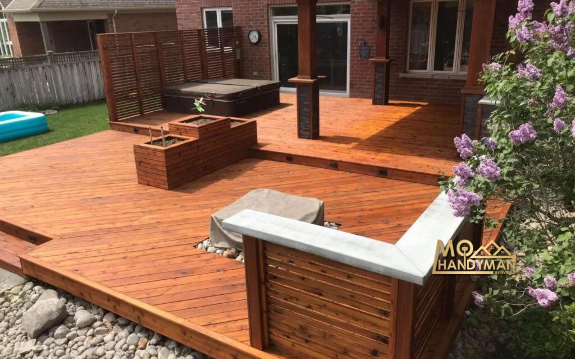 Safe and stylish deck design ideas